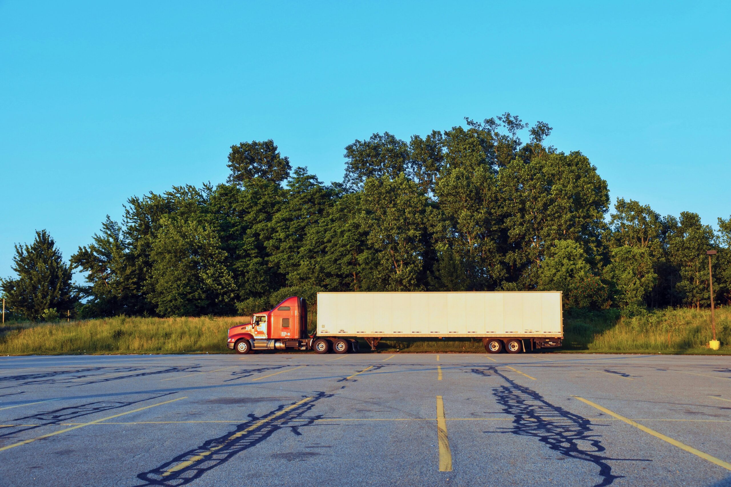 Future Trends in CDL Staffing: What to Expect from Leadgamp